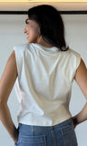 Sleeveless T-shirt