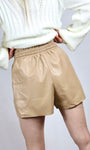 Pantalones cortos casuales de piel sintética