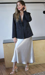 Blazer negro con diamantes de imitación