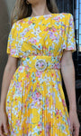 Vestido midi plisado con estampado floral